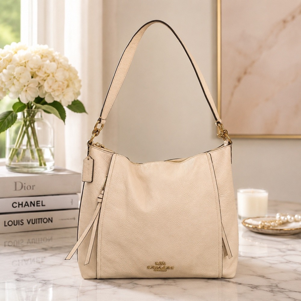 Coach Elle Hobo Bag Chalk White Pebbled‎ Leather Gold Hardware F79994